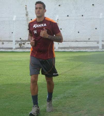 Mesmo com rebaixamento à vista, Goleiro Douglas pede empenho total do Boa Esporte na reta final