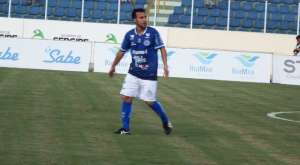 Série C: Artilheiro do Confiança, Almir Dias troca Dragão por time mineiro