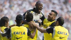 Corinthians dá show e é o melhor em tudo no Brasileirão