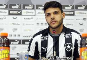 Série B: Ronaldo ganha chance no Botafogo e já sonha com o gol do acesso