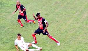 Santos mostra interesse e zagueiro Márcio do Olinda fará teste na base