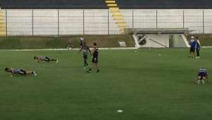 Série B: Com dúvidas, Sérgio China não define ABC para jogo que pode encaminhar rebaixamento