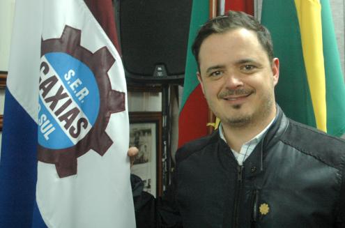 Maurício Grezzana tem a missão de reerguer o Caxias, que foi rebaixado para a Série D do Brasileiro