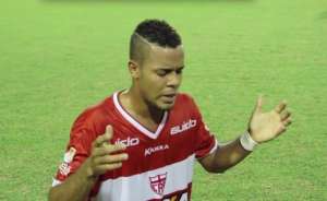 Série B: Maxwell deve ganhar vaga no ataque do CRB
