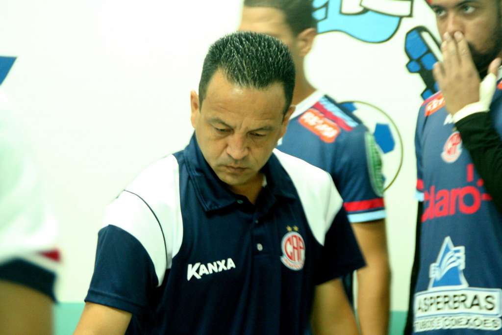 Paulinho Kobayashi, técnico do Penapolense