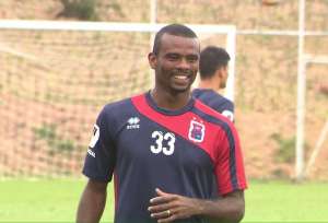 Série B: Paraná deve ter mudanças nas duas laterais