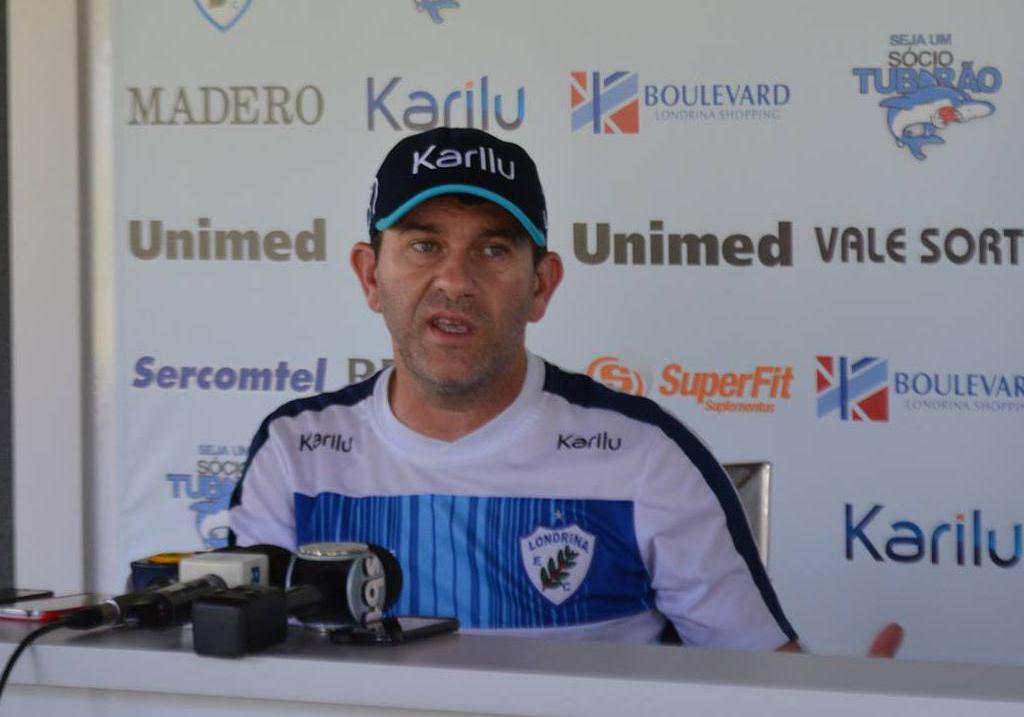 Cláudio Tencati prefere destacar o bom desempenho defensivo do Londrina