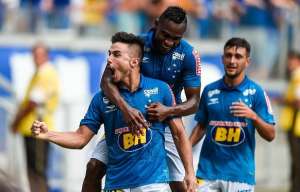 Cruzeiro 2 x 1 São Paulo - Dênis deu show, mas...