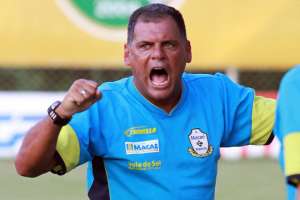 Série B: Na estreia, Toninho Andrade fará as primeiras mudanças no Macaé
