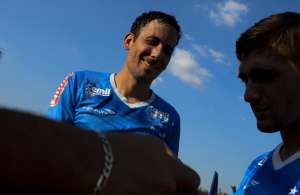 Ariel Cabral celebra adaptação e bom momento no Cruzeiro: 'Me sinto muito bem'