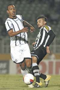 Série B: Bragantino tenta igualar retrospecto contra o Ceará que quer escapar da degola