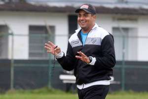 Série C: Após acesso, técnico Leston Júnior deixa o comando do Tupi