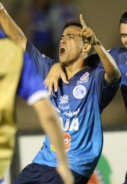 Wendell Lira: golaço e desempregado