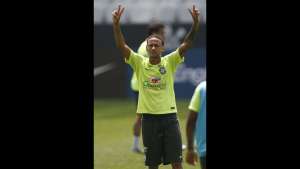 Eliminatórias: Martino prevê Brasil jogando no contra-ataque e rasga elogios a Neymar