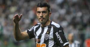 Dátolo diz desconhecer propostas e garante que cabeça está no Atlético-MG