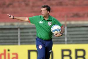 Após acesso na Série C, Tupi acerta com técnico Júnior Lopes