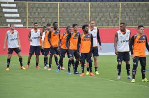 Série B: Volante convoca torcida do Vitória para duelo contra o Ceará