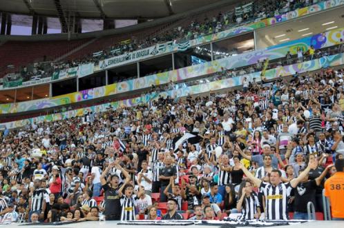 Santos vence o Flamengo em jogão no Mané Garrincha lotado