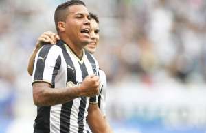 Série B: Com acesso garantido, Carleto diz: 'Botafogo tem que brigar pelo título sempre'