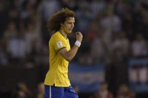 Eliminatórias: Dunga vê 'resultado bom' diante da Argentina e expulsão merecida de David Luiz