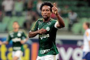 Zé Roberto celebra recuperação de Arouca e já pensa no Palmeiras com o volante
