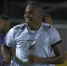 Meia Alan Mineiro marcou mais um gol pelo Bragantino