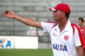 Série B: Mazola Junior renova com o CRB para a próxima temporada