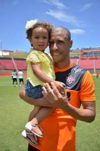 Série B: Jorge Wagner contém euforia e prega 'pés no chão' do Vitória por acesso