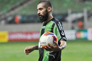 Paulistão: XV de Piracicaba deve anunciar Tony, meia do América-MG