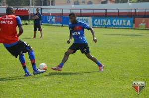 Série B: Atacante pede foco do Atlético-GO na luta contra o rebaixamento
