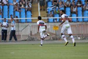 Série B: Santa Cruz abre vantagem, e G4 da Série B está praticamente definido