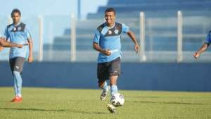 Série B: Com 1% de chance de acesso, Paysandu perde zagueiro Lombardi para o restante do ano