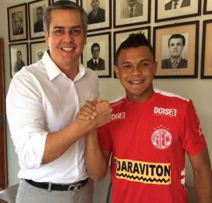 América-RN acerta renovações e anuncia quatro reforços