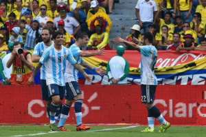 ELIMINATÓRIAS: Argentina faz 1 a 0 na Colômbia e manda a zica embora