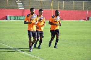 Série B: Volante do Vitória espera por jogo complicado diante do Luverdense