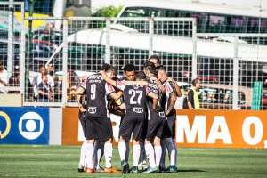 Absolvidos no STJD, Marcos Rocha e Rafael Carioca são relacionados no Atlético-MG