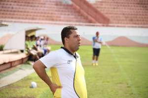 Paulista A2: Rio Branco volta atrás e confirma técnico Willian Sander