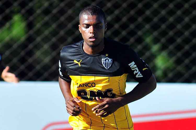 Convocado para a seleção, Jérmerson voltou nesta quarta e, sem descanso, enfrenta o São Paulo