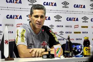 Jorginho rebate Tite e convoca mulheres e crianças a irem a São Januário