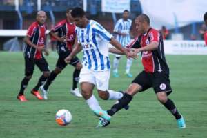 Ex-Capivariano esquece sonho de sucesso na Europa e volta ao Brasil