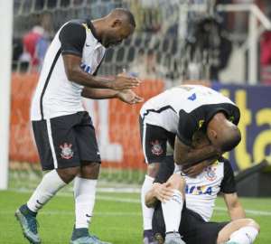 Brasileiro: Com 6 títulos em 25 anos, Corinthians se iguala a São Paulo e futebol paulista tem 29 títulos