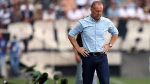 Brasileiro: Mano Menezes projeta Palmeiras forte na partida contra Cruzeiro