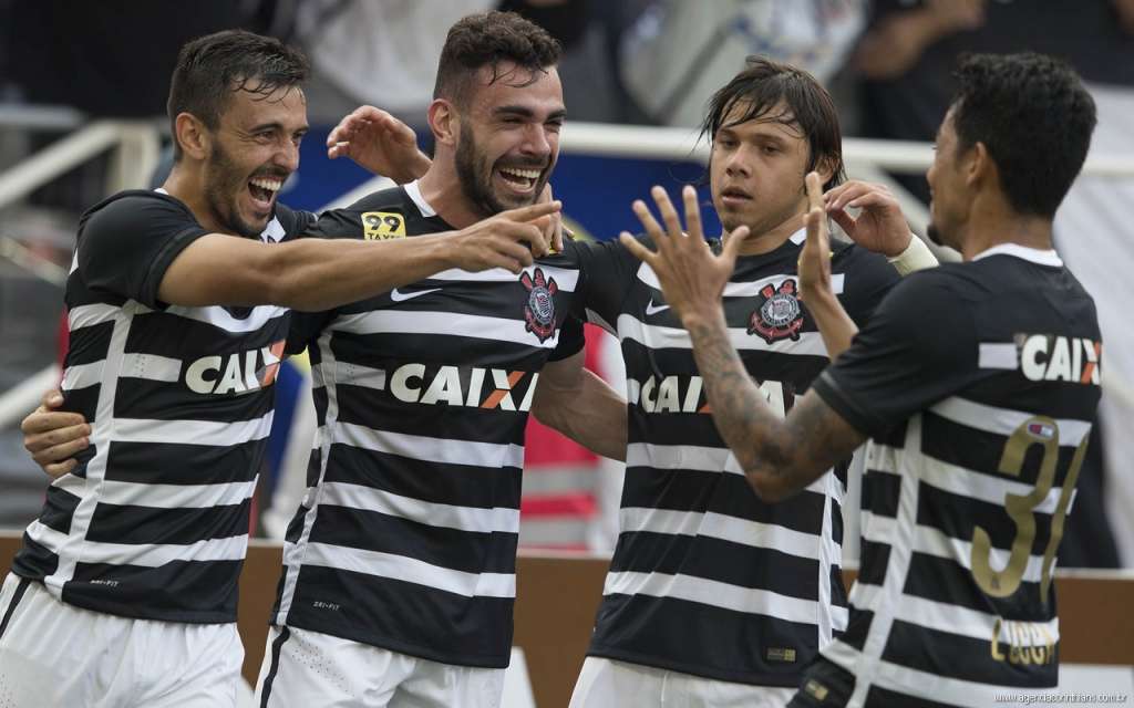 Romero, Bruno Henrique e Lucca deixaram os seus no passeio em Itaquera