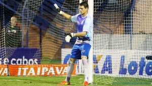 Às vésperas da decisão, Palmeiras encaminha contratação do goleiro Vágner, do Avaí