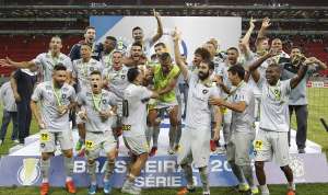 Globo renova contrato e elevará cota dos times da Série B em 2016