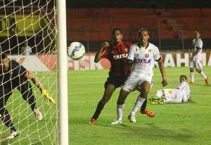 Falcão critica da árbitro do Sport e insinua volta da 