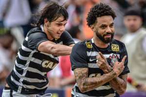 Destaque na goleada, Romero diz: 'Quero ser titular, não estou para brincadeira'