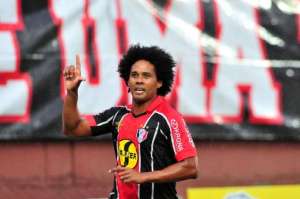 Paulistão: Novorizontino negocia com Bolívar, Adriano e Kempes