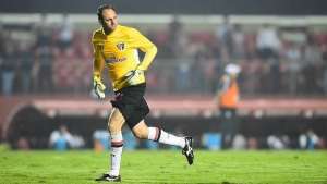 Ceni fica fora de treino e não deve se despedir da torcida contra o Figueirense