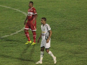 Série B: Zagueiro Éverton é o único desfalque do Luverdense para a rodada final